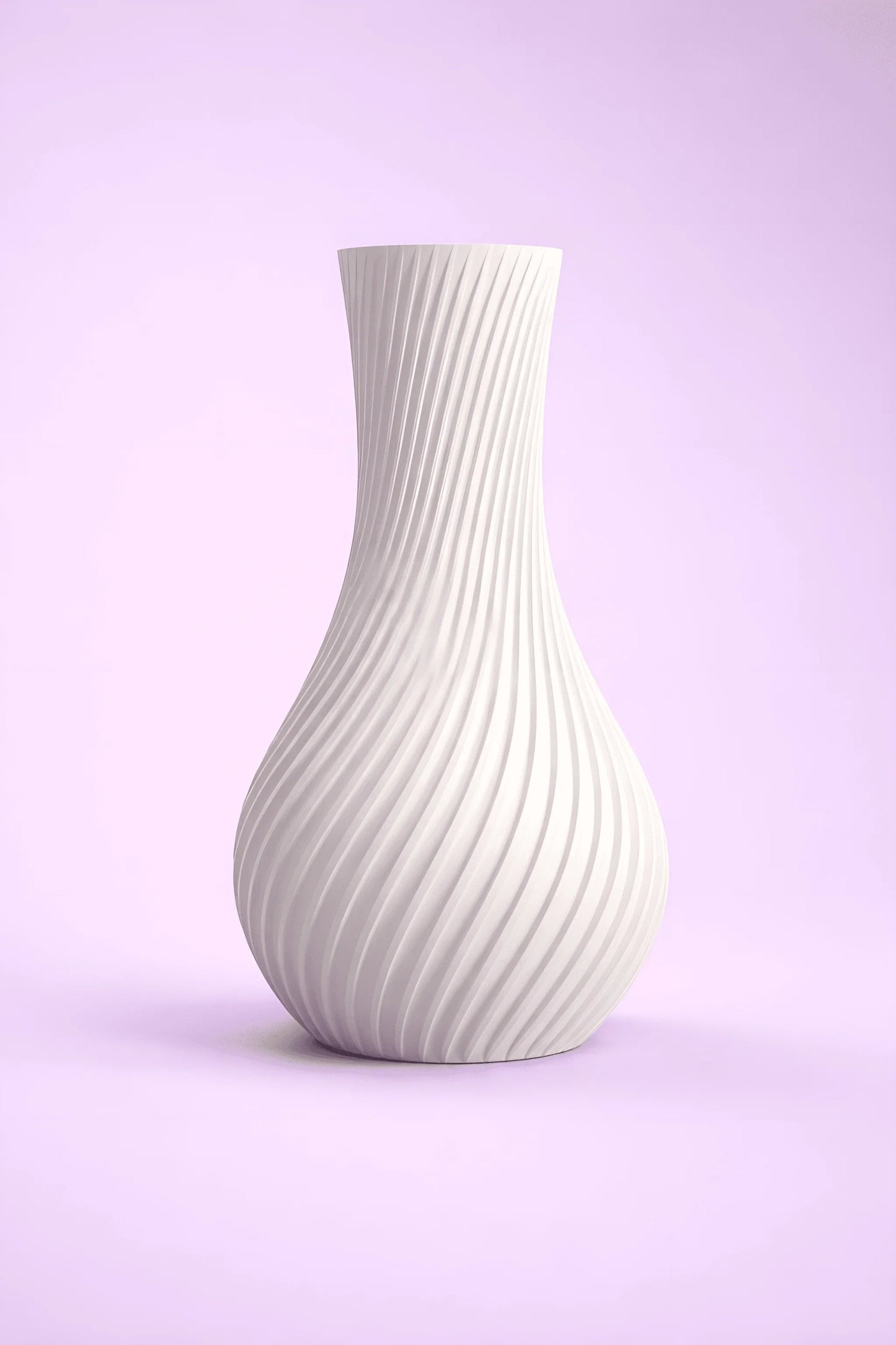 Jarrón blanco decorativo de diseño 3D con textura ondulada sobre fondo lila