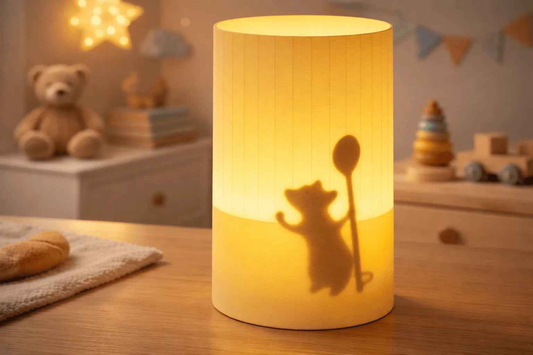 Lámpara de mesa infantil con sombra de oso y cuchara, decoración de dormitorio acogedor